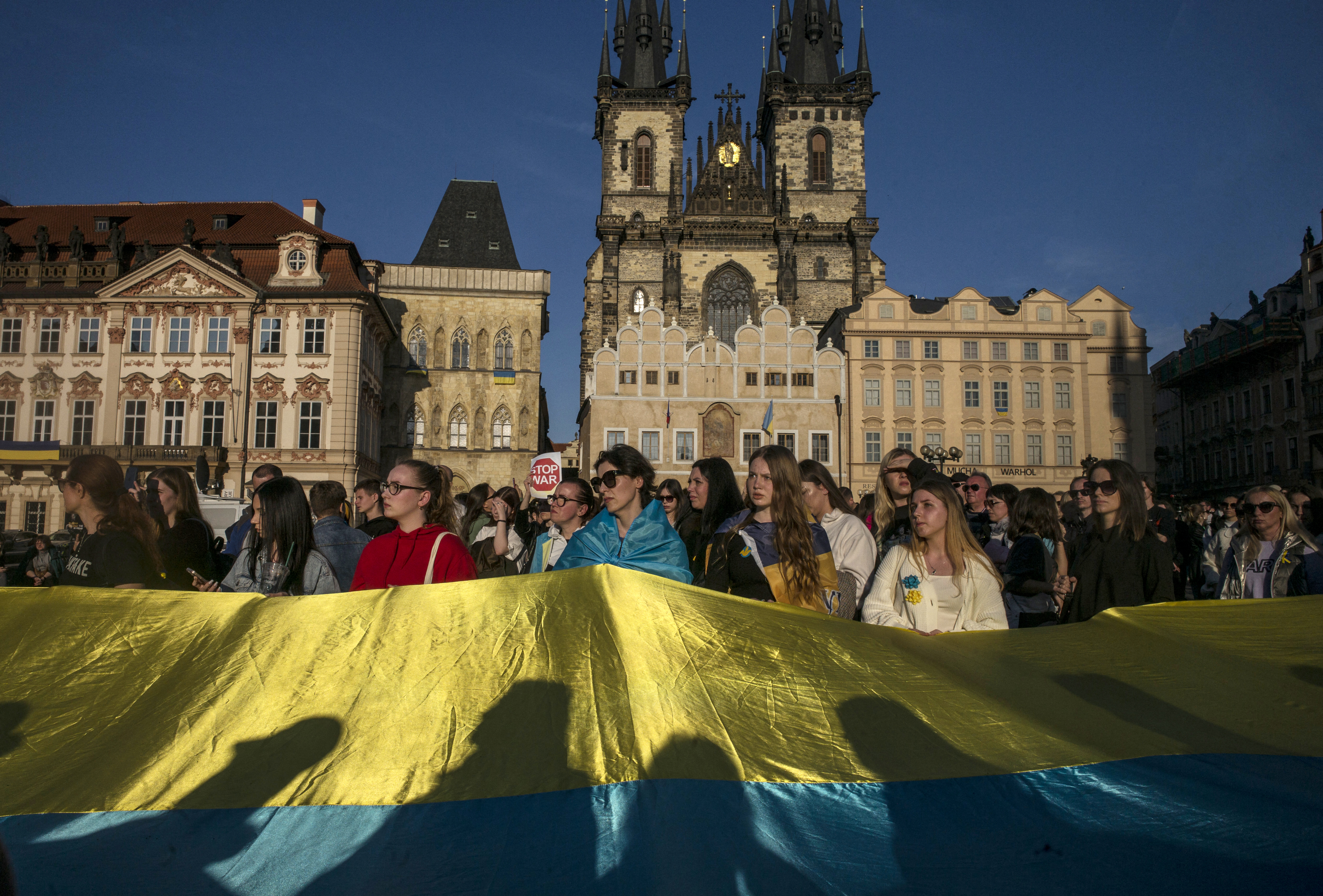AFP__20220327__32722VJ__v1__HighRes__CzechPolandUkraineRussiaConflictCharityConcert.jpg