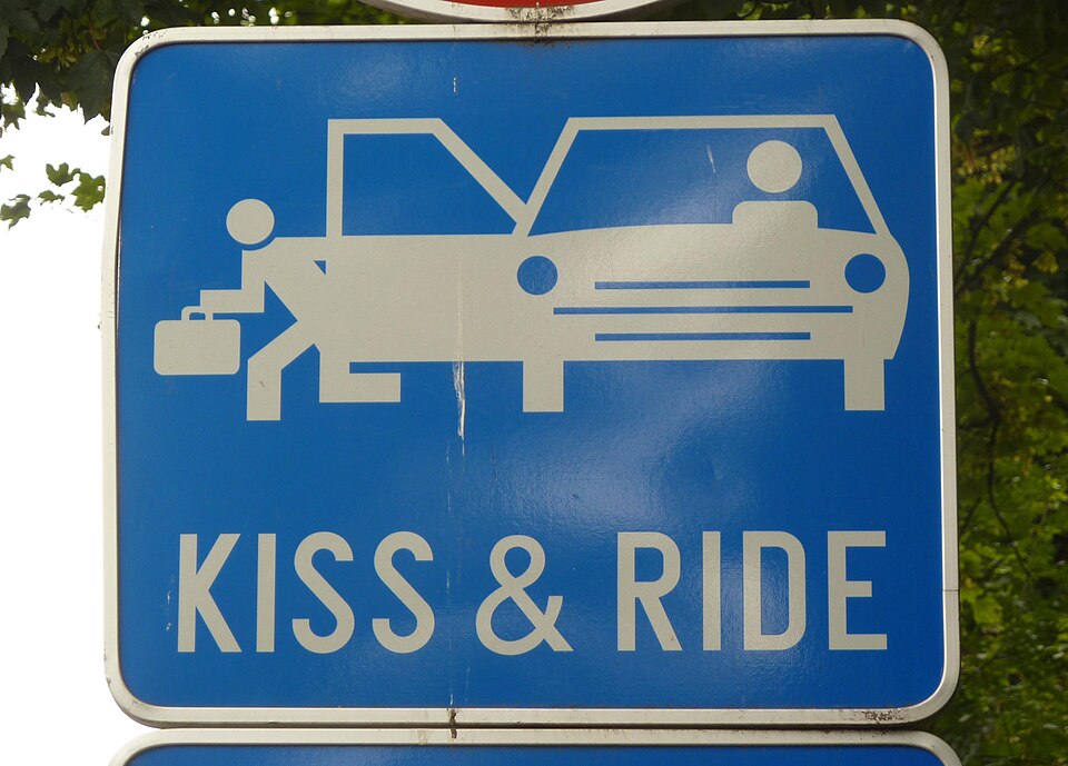 Bruxelles-Kiss_and_Ride-001.jpg