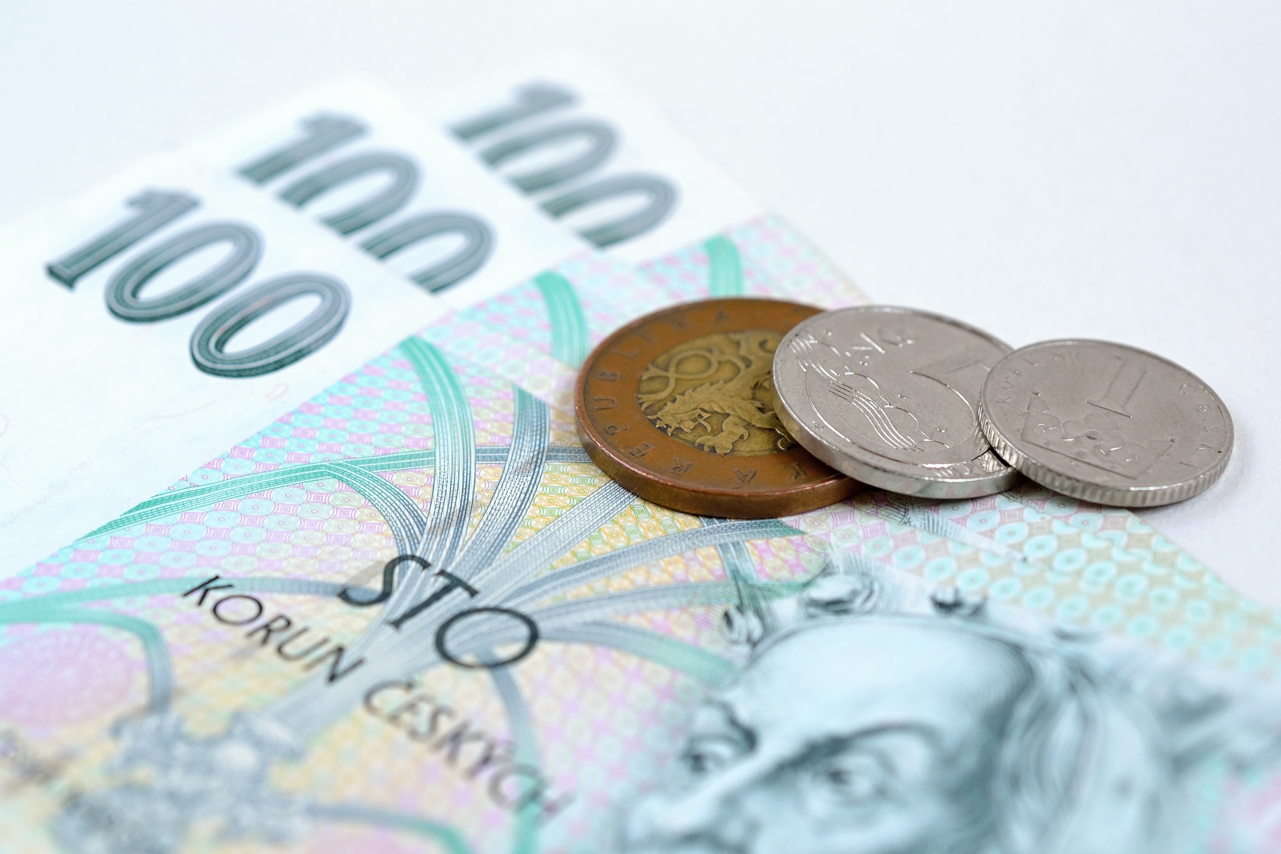 close-up-cash-coins-1.jpg