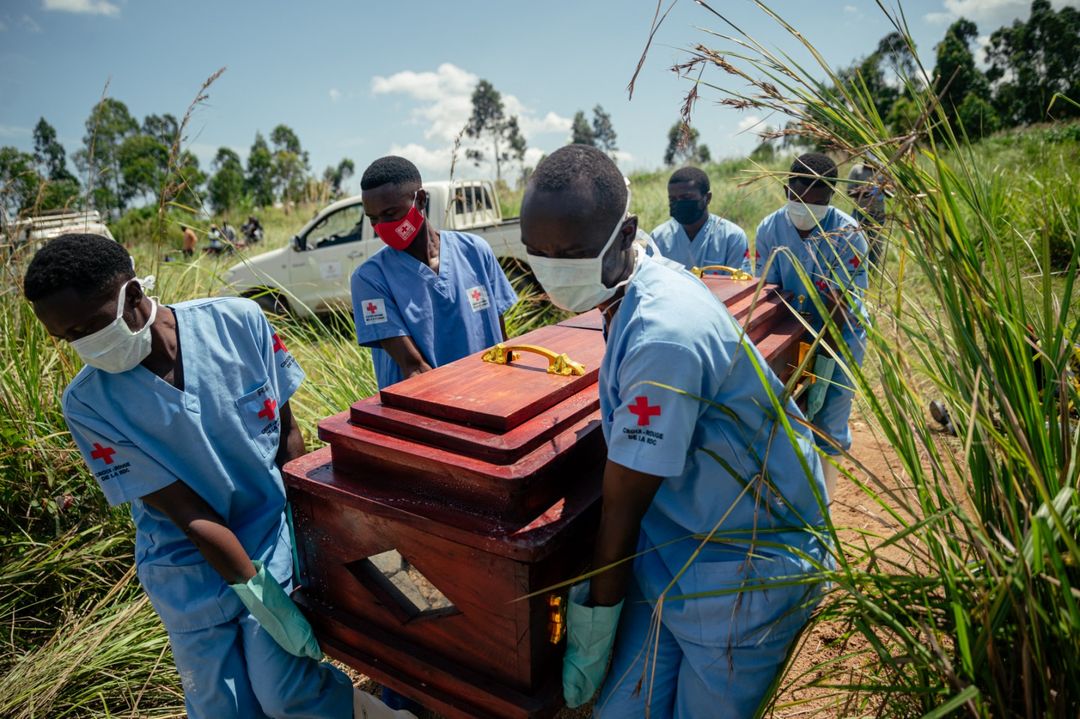 Endiguer l'épidémie d'Ebola, une tâche difficile freinée par la désinformation - Featured image