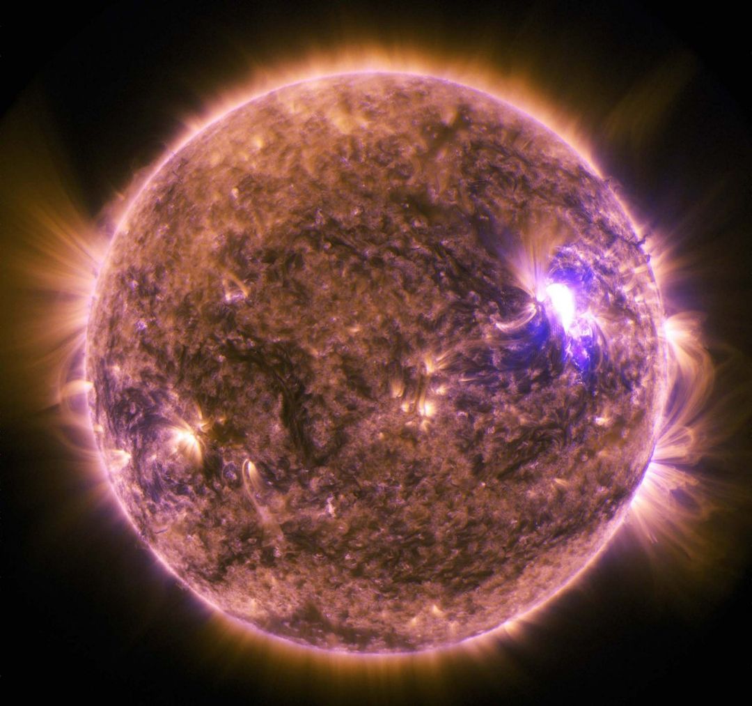 Heat records spark solar flare misinformation online - Featured image
